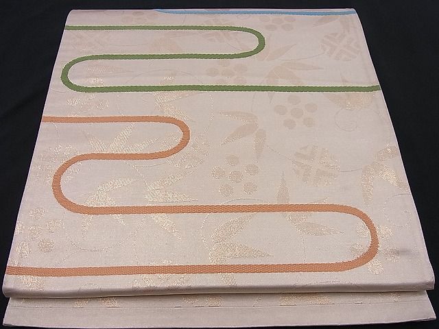 平和屋着物■六通柄袋帯　唐織　エ霞名物裂文様　金糸　逸品　n-je2393