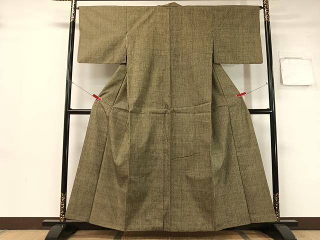 平和屋の平和屋着物●上質な紬　霞文　正絹　逸品　CABB5107vp｜アングル2