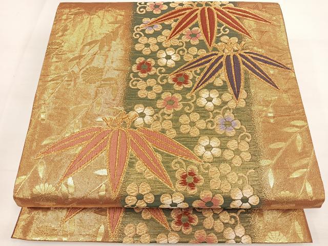 ■■■　サイズ　■■■ 長さ 432cm 幅 31cm程 ■■■　商品詳細　■■■ 【正絹】 詳細に関しましては、画像をご確認ください。 大変上質な逸品になります。 お安く出品致しますので、是非この機会にいかがでしょうか？ ※2種類の太鼓を...