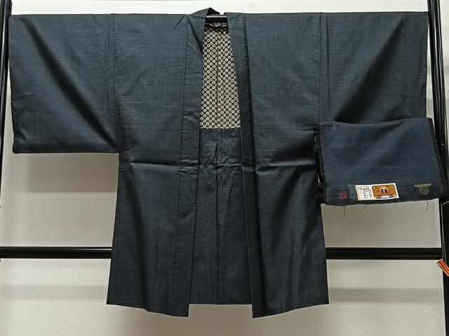 平和屋着物∞男性　長羽織　本場大島紬　100亀甲　総詰め　証紙付き　正絹　逸品　CABD4402ua