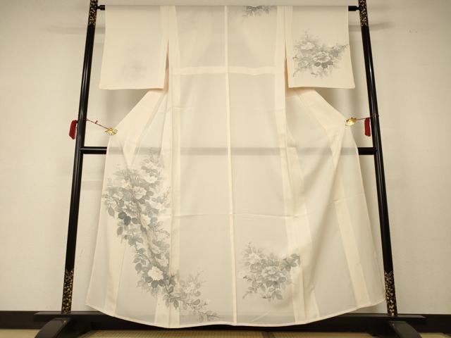 ■■■　サイズ　■■■ 身丈 157.5cm（肩から） 裄丈 62.5cm 袖丈 48cm　縫込み 4.5cm 袖幅 32cm 前幅 24cm 後幅 30cm 着物縫いこみ 内揚げ 2cm 裄 お袖側 約4cm　身頃側 約4cm ■■■　商品詳細　■■■ 【正絹】 状態は接写画像のように上前・衿山・右袖前に薄い汚れがございますが その他特に目立ったシミ汚れなどもなく大変良い状態です。 大変上質な逸品になります。 お安く出品致しますので、是非この機会にいかがでしょうか？ ■■■　注意事項　■■■ ■モニター発色の具合により色合いが異なる場合がございます。 ■寸法は多少の誤差が生じる場合がございますのでご了承ください。 ■縫込みの長さが左右非対称の場合は短い部分を記載しております。 左右非対称であってもご返品・お値引き等の保証は出来かねますので、ご了承の上ご購入をお願い致します。 ■シミ等のチェックには注意を払っておりますが、見落としがある場合もございますし、個人の見解も様々ですので神経質な方のご購入はお控えください。 ■箪笥に入っておりました着物や帯なので畳みシワや匂いがあるものもございます。 ■お休みは基本的に土日祝となりますが、その他臨時でお休みする場合がございますのでご了承ください。 ■商品の発送は平日のみの発送となります。 ■夜間と土曜、日曜日はお問い合わせの回答が遅れる場合がございます。 ■当店では、お直し、紋入れ、お手入れ等は承っておりません。 ■生地の状態（ヤケ、経年劣化等）によってはサイズ直しが出来ない場合がございます。 その点もどうかご了承のうえ、ご購入をお願いいたします。 ■弊社で取り扱う商品は一点ものにつき、時期や在庫状況に応じて金額が変更となる場合がございます。 ■検針は行っておりません。予めご了承いただきますようお願いいたします。 ■【洗える着物】と記載のある商品におきましては、商品お届け後に洗濯を行ってしまってからのご返品にはご対応しかねます。 念の為、専門店でのお手入れをお願いいたします。 ■着物のサイズ目安は下記を参考ください↓ ＜女性着物＞　お端折り次第で＋5?　−10?が着用可能サイズ 　例）身丈170?の場合、身長160?〜175? ＜男性着物＞　身丈＋約25?〜27?程が適応身長 　例）身丈155?の場合、身長180〜182?