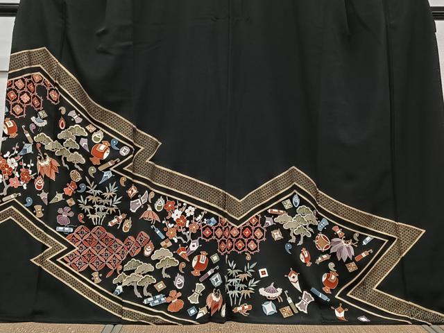 平和屋着物■豪華黒留袖　駒刺繍　宝尽くし文　金彩　正絹　逸品　CABG7056xi