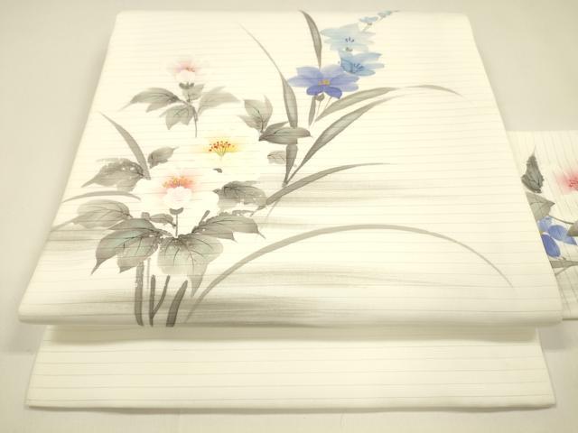 ■■■　サイズ　■■■ 長さ 370.5cm 幅 30cm程 ■■■　商品詳細　■■■ 【化繊】 状態は接写画像のように 胴回りに薄い汚れがございますが その他特に目立ったシミ汚れなどもなく大変良い状態です。 お安く出品致しますので、是非この機会にいかがでしょうか？ ■■■　注意事項　■■■ ■モニター発色の具合により色合いが異なる場合がございます。 ■寸法は多少の誤差が生じる場合がございますのでご了承ください。 ■縫込みの長さが左右非対称の場合は短い部分を記載しております。 左右非対称であってもご返品・お値引き等の保証は出来かねますので、ご了承の上ご購入をお願い致します。 ■シミ等のチェックには注意を払っておりますが、見落としがある場合もございますし、個人の見解も様々ですので神経質な方のご購入はお控えください。 ■箪笥に入っておりました着物や帯なので畳みシワや匂いがあるものもございます。 ■お休みは基本的に土日祝となりますが、その他臨時でお休みする場合がございますのでご了承ください。 ■商品の発送は平日のみの発送となります。 ■夜間と土曜、日曜日はお問い合わせの回答が遅れる場合がございます。 ■当店では、お直し、紋入れ、お手入れ等は承っておりません。 ■生地の状態（ヤケ、経年劣化等）によってはサイズ直しが出来ない場合がございます。 その点もどうかご了承のうえ、ご購入をお願いいたします。 ■弊社で取り扱う商品は一点ものにつき、時期や在庫状況に応じて金額が変更となる場合がございます。 ■検針は行っておりません。予めご了承いただきますようお願いいたします。 ■【洗える着物】と記載のある商品におきましては、商品お届け後に洗濯を行ってしまってからのご返品にはご対応しかねます。 念の為、専門店でのお手入れをお願いいたします。 ■着物のサイズ目安は下記を参考ください↓ ＜女性着物＞　お端折り次第で＋5?　−10?が着用可能サイズ 　例）身丈170?の場合、身長160?〜175? ＜男性着物＞　身丈＋約25?〜27?程が適応身長 　例）身丈155?の場合、身長180〜182?