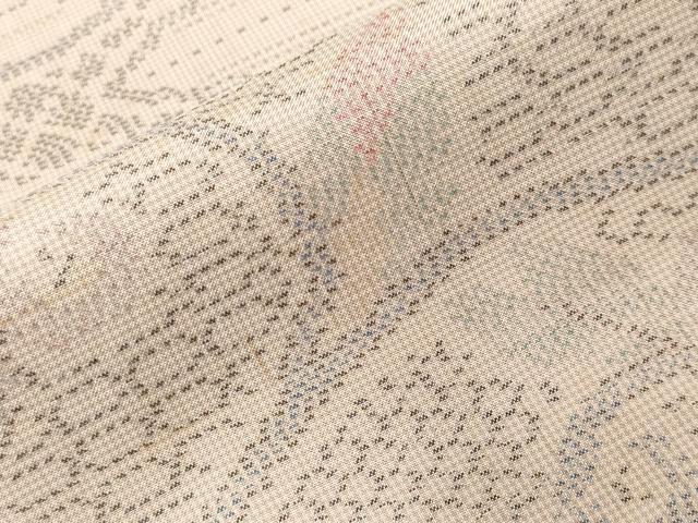 Full-Length Under-Kimono - 平和屋着物■本場大島紬　白大島　幾何学唐草文　正絹　逸品　CABF4176ev