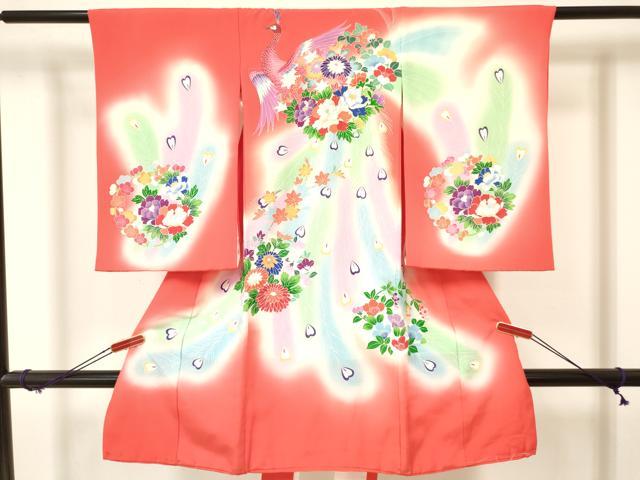 平和屋着物[]お宮参り　女の子　祝着　産着　初着　のしめ　孔雀花文　暈し染め　ラインストーン　逸品..
