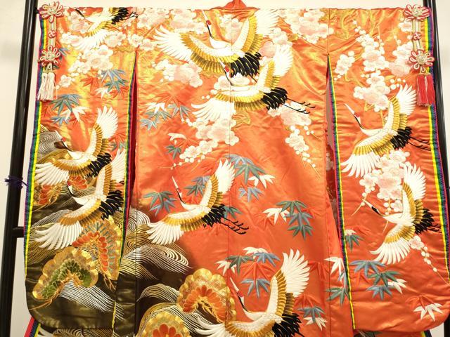 平和屋の平和屋本店●色打掛 お引きずり 和装 婚礼 結婚式 花嫁 神社挙式 駒刺繍 総刺繍 立波飛鶴文 松竹梅 金銀糸 十二単風 逸品 DABF5820du｜アングル3