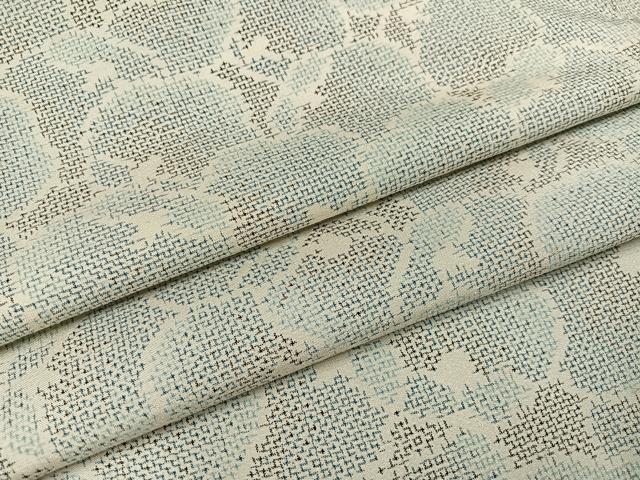 平和屋着物●本場大島紬 薩摩結城 花尽し 正絹 逸品 AABD0767ph