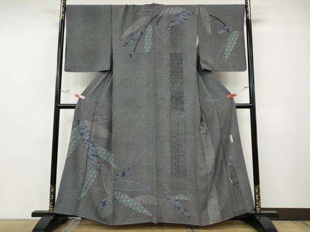 平和屋着物●人間国宝 初代 六谷梅軒(六谷紀久男)錐彫り 重要無形文化 財伊勢型紙 江戸小紋 訪問着 笹竹文 黒地 やまと誂製 逸品CABF3475ut