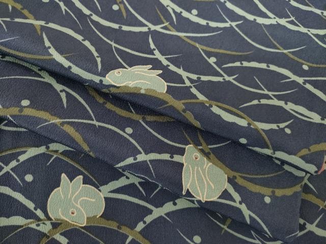 平和屋着物●上質な小紋　藍　雪芝兎文　正絹　逸品　AABE2059ck