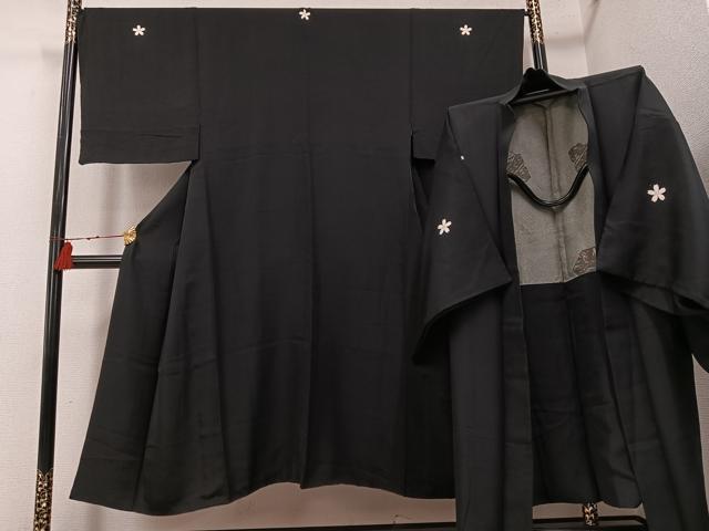 平和屋着物●男性　黒紋付・羽織セット　正絹　逸品　AABF9548ph