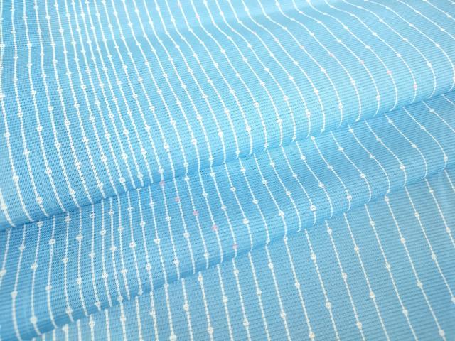 ■■■　サイズ　■■■ 身丈 162cm（肩から） 裄丈 64.5cm 袖丈 49cm　縫込み 1cm 袖幅 33cm 前幅 23cm 後幅 29cm 着物縫いこみ 内揚げ 0cm 裄 お袖側 約0cm　身頃側 約2cm ■■■　商品詳細　■■■ 【化繊】 状態は特に目立ったシミ汚れなどもなく大変良い状態です。 お安く出品致しますので、是非この機会にいかがでしょうか？※ご自身で洗濯された場合の保証はできかねます。 専門店にご相談ください。 ■■■　注意事項　■■■ ■モニター発色の具合により色合いが異なる場合がございます。 ■寸法は多少の誤差が生じる場合がございますのでご了承ください。 ■縫込みの長さが左右非対称の場合は短い部分を記載しております。 左右非対称であってもご返品・お値引き等の保証は出来かねますので、ご了承の上ご購入をお願い致します。 ■シミ等のチェックには注意を払っておりますが、見落としがある場合もございますし、個人の見解も様々ですので神経質な方のご購入はお控えください。 ■箪笥に入っておりました着物や帯なので畳みシワや匂いがあるものもございます。 ■お休みは基本的に土日祝となりますが、その他臨時でお休みする場合がございますのでご了承ください。 ■商品の発送は平日のみの発送となります。 ■夜間と土曜、日曜日はお問い合わせの回答が遅れる場合がございます。 ■当店では、お直し、紋入れ、お手入れ等は承っておりません。 ■生地の状態（ヤケ、経年劣化等）によってはサイズ直しが出来ない場合がございます。 その点もどうかご了承のうえ、ご購入をお願いいたします。 ■弊社で取り扱う商品は一点ものにつき、時期や在庫状況に応じて金額が変更となる場合がございます。 ■検針は行っておりません。予めご了承いただきますようお願いいたします。 ■【洗える着物】と記載のある商品におきましては、商品お届け後に洗濯を行ってしまってからのご返品にはご対応しかねます。 念の為、専門店でのお手入れをお願いいたします。 ■着物のサイズ目安は下記を参考ください↓ ＜女性着物＞　お端折り次第で＋5cm　−1cmが着用可能サイズ 　例）身丈170cmの場合、身長160cm〜175cm ＜男性着物＞　身丈＋約25cm〜27cm程が適応身長 　例）身丈155cmの場合、身長180〜182cm