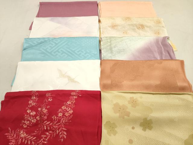 ■■■　商品詳細　■■■ 【正絹】 詳細に関しましては、 参考画像をご確認ください。 大変上質な逸品になります。 お安く出品致しますので、是非この機会にいかがでしょうか？ ■■■　注意事項　■■■ ■モニター発色の具合により色合いが異なる場合がございます。 ■寸法は多少の誤差が生じる場合がございますのでご了承ください。 ■縫込みの長さが左右非対称の場合は短い部分を記載しております。 左右非対称であってもご返品・お値引き等の保証は出来かねますので、ご了承の上ご購入をお願い致します。 ■シミ等のチェックには注意を払っておりますが、見落としがある場合もございますし、個人の見解も様々ですので神経質な方のご購入はお控えください。 ■箪笥に入っておりました着物や帯なので畳みシワや匂いがあるものもございます。 ■お休みは基本的に土日祝となりますが、その他臨時でお休みする場合がございますのでご了承ください。 ■商品の発送は平日のみの発送となります。 ■夜間と土曜、日曜日はお問い合わせの回答が遅れる場合がございます。 ■当店では、お直し、紋入れ、お手入れ等は承っておりません。 ■生地の状態（ヤケ、経年劣化等）によってはサイズ直しが出来ない場合がございます。 その点もどうかご了承のうえ、ご購入をお願いいたします。 ■弊社で取り扱う商品は一点ものにつき、時期や在庫状況に応じて金額が変更となる場合がございます。 ■検針は行っておりません。予めご了承いただきますようお願いいたします。 ■【洗える着物】と記載のある商品におきましては、商品お届け後に洗濯を行ってしまってからのご返品にはご対応しかねます。 念の為、専門店でのお手入れをお願いいたします。 ■着物のサイズ目安は下記を参考ください↓ ＜女性着物＞　お端折り次第で＋5cm　−1cmが着用可能サイズ 　例）身丈170cmの場合、身長160cm〜175cm ＜男性着物＞　身丈＋約25cm〜27cm程が適応身長 　例）身丈155cmの場合、身長180〜182cm