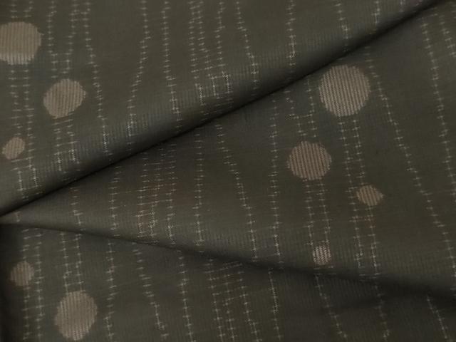 平和屋着物●本場大島紬　一元7マルキ　総絣　大小あられ　黒地　正絹　逸品　AABE2824cs