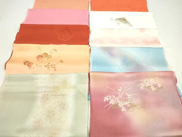 ■■■　商品詳細　■■■ 【正絹】 状態は特に目立ったシミ汚れなどもなく大変良い状態です。 大変上質な逸品になります。 お安く出品致しますので、是非この機会にいかがでしょうか？ ■■■　注意事項　■■■ ■モニター発色の具合により色合いが異なる場合がございます。 ■寸法は多少の誤差が生じる場合がございますのでご了承ください。 ■縫込みの長さが左右非対称の場合は短い部分を記載しております。 左右非対称であってもご返品・お値引き等の保証は出来かねますので、ご了承の上ご購入をお願い致します。 ■シミ等のチェックには注意を払っておりますが、見落としがある場合もございますし、個人の見解も様々ですので神経質な方のご購入はお控えください。 ■箪笥に入っておりました着物や帯なので畳みシワや匂いがあるものもございます。 ■お休みは基本的に土日祝となりますが、その他臨時でお休みする場合がございますのでご了承ください。 ■商品の発送は平日のみの発送となります。 ■夜間と土曜、日曜日はお問い合わせの回答が遅れる場合がございます。 ■当店では、お直し、紋入れ、お手入れ等は承っておりません。 ■生地の状態（ヤケ、経年劣化等）によってはサイズ直しが出来ない場合がございます。 その点もどうかご了承のうえ、ご購入をお願いいたします。 ■弊社で取り扱う商品は一点ものにつき、時期や在庫状況に応じて金額が変更となる場合がございます。 ■検針は行っておりません。予めご了承いただきますようお願いいたします。 ■【洗える着物】と記載のある商品におきましては、商品お届け後に洗濯を行ってしまってからのご返品にはご対応しかねます。 念の為、専門店でのお手入れをお願いいたします。 ■着物のサイズ目安は下記を参考ください↓ ＜女性着物＞　お端折り次第で＋5cm　−1cmが着用可能サイズ 　例）身丈170cmの場合、身長160cm〜175cm ＜男性着物＞　身丈＋約25cm〜27cm程が適応身長 　例）身丈155cmの場合、身長180〜182cm