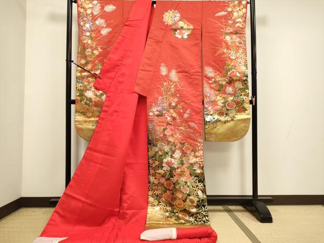 平和屋の平和屋本店●色打掛　お引きずり　和装　婚礼　結婚式　花嫁　神社挙式　花車文　金銀彩　金通し地　逸品　DABG3548du｜アングル2