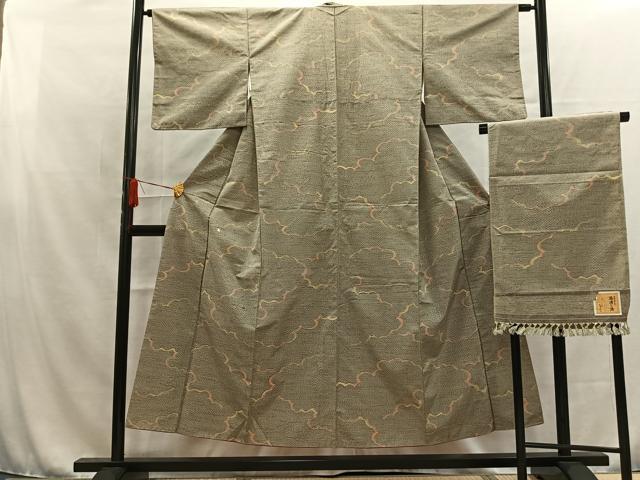 ■■■　サイズ　■■■ 身丈 148.5cm（肩から） 裄丈 64cm 袖丈 45cm　縫込み 4cm 袖幅 32.5cm 前幅 23.5cm 後幅 29cm 着物縫いこみ 内揚げ 0cm 裄 お袖側 約3cm　身頃側 約3.5cm ■■■...