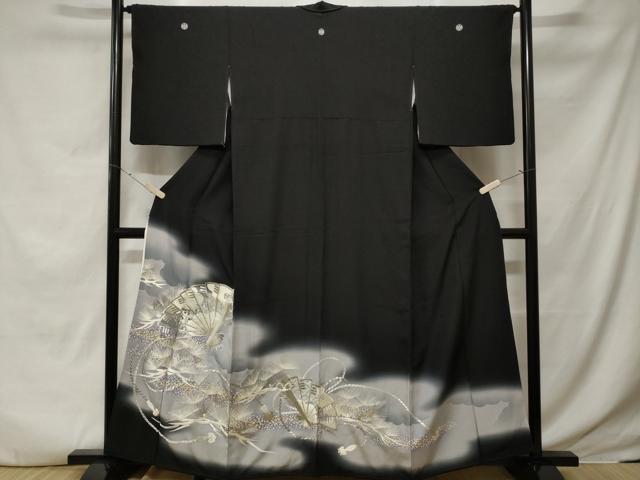 平和屋着物■豪華黒留袖 刺繍 檜扇松葉文 暈し染め 金彩 銀糸 正絹 逸品 CABE7625ev