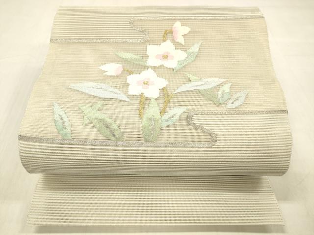 ■■■　サイズ　■■■ 長さ 359cm 幅 30cm程 ■■■　商品詳細　■■■ 【正絹】 状態は1.2回程しか締めておりませんが 接写画像のように太鼓に薄い汚れがございます。 その他特に目立ったシミ汚れなどもなく大変良い状態です。 大変上質な逸品になります。 お安く出品致しますので、是非この機会にいかがでしょうか？ ■■■　注意事項　■■■ ■モニター発色の具合により色合いが異なる場合がございます。 ■寸法は多少の誤差が生じる場合がございますのでご了承ください。 ■縫込みの長さが左右非対称の場合は短い部分を記載しております。 左右非対称であってもご返品・お値引き等の保証は出来かねますので、ご了承の上ご購入をお願い致します。 ■シミ等のチェックには注意を払っておりますが、見落としがある場合もございますし、個人の見解も様々ですので神経質な方のご購入はお控えください。 ■箪笥に入っておりました着物や帯なので畳みシワや匂いがあるものもございます。 ■お休みは基本的に土日祝となりますが、その他臨時でお休みする場合がございますのでご了承ください。 ■商品の発送は平日のみの発送となります。 ■夜間と土曜、日曜日はお問い合わせの回答が遅れる場合がございます。 ■当店では、お直し、紋入れ、お手入れ等は承っておりません。 ■生地の状態（ヤケ、経年劣化等）によってはサイズ直しが出来ない場合がございます。 その点もどうかご了承のうえ、ご購入をお願いいたします。 ■弊社で取り扱う商品は一点ものにつき、時期や在庫状況に応じて金額が変更となる場合がございます。 ■検針は行っておりません。予めご了承いただきますようお願いいたします。 ■【洗える着物】と記載のある商品におきましては、商品お届け後に洗濯を行ってしまってからのご返品にはご対応しかねます。 念の為、専門店でのお手入れをお願いいたします。 ■着物のサイズ目安は下記を参考ください↓ ＜女性着物＞　お端折り次第で＋5cm　−1cmが着用可能サイズ 　例）身丈170cmの場合、身長160cm〜175cm ＜男性着物＞　身丈＋約25cm〜27cm程が適応身長 　例）身丈155cmの場合、身長180〜182cm