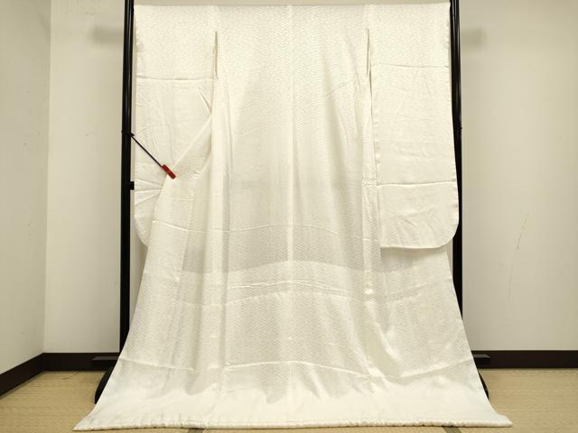 平和屋の平和屋本店●掛下・帯セット　打掛　和装　婚礼　花嫁　結婚式　神社挙式　紗綾形地紋　胴抜き仕立て　逸品　DABG3564du｜アングル2