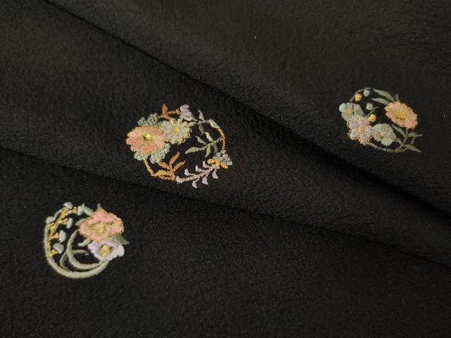 平和屋着物●上質な小紋　総刺繍　花丸文　黒地　金糸　正絹　逸品　AABL3636ck