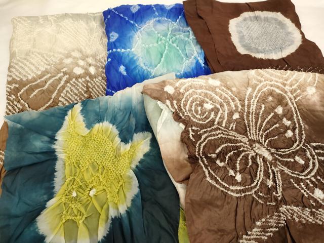 ■■■　サイズ　■■■ ■■■　商品詳細　■■■ ※こちらのお品はまとめての出品となりますので、 汚れ・サイズ等の詳細は記載しておりません。 ご理解の上でのご入札をお願い致します。 大変上質な逸品になります。 お安く出品致しますので、是非この機会にいかがでしょうか？ ■■■　注意事項　■■■ ■モニター発色の具合により色合いが異なる場合がございます。 ■寸法は多少の誤差が生じる場合がございますのでご了承ください。 ■縫込みの長さが左右非対称の場合は短い部分を記載しております。 左右非対称であってもご返品・お値引き等の保証は出来かねますので、ご了承の上ご購入をお願い致します。 ■シミ等のチェックには注意を払っておりますが、見落としがある場合もございますし、個人の見解も様々ですので神経質な方のご購入はお控えください。 ■箪笥に入っておりました着物や帯なので畳みシワや匂いがあるものもございます。 ■お休みは基本的に土日祝となりますが、その他臨時でお休みする場合がございますのでご了承ください。 ■商品の発送は平日のみの発送となります。 ■夜間と土曜、日曜日はお問い合わせの回答が遅れる場合がございます。 ■当店では、お直し、紋入れ、お手入れ等は承っておりません。 ■生地の状態（ヤケ、経年劣化等）によってはサイズ直しが出来ない場合がございます。 その点もどうかご了承のうえ、ご購入をお願いいたします。 ■弊社で取り扱う商品は一点ものにつき、時期や在庫状況に応じて金額が変更となる場合がございます。 ■検針は行っておりません。予めご了承いただきますようお願いいたします。 ■【洗える着物】と記載のある商品におきましては、商品お届け後に洗濯を行ってしまってからのご返品にはご対応しかねます。 念の為、専門店でのお手入れをお願いいたします。 ■着物のサイズ目安は下記を参考ください↓ ＜女性着物＞　お端折り次第で＋5cm　−1cmが着用可能サイズ 　例）身丈170cmの場合、身長160cm〜175cm ＜男性着物＞　身丈＋約25cm〜27cm程が適応身長 　例）身丈155cmの場合、身長180〜182cm