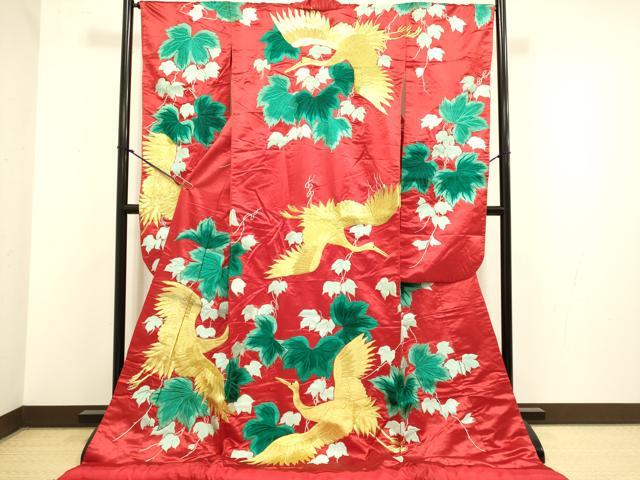 平和屋本店●色打掛　お引きずり　和装　婚礼　結婚式　花嫁　神社挙式　総刺繍　飛鶴蔦の葉文　金糸　逸品　DABG3602du