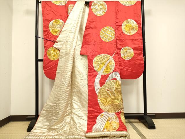 平和屋の平和屋本店●色打掛　お引きずり　和装　婚礼　結婚式　花嫁　神社挙式　総刺繍　飛鶴御所車吉祥花文　金銀糸　逸品　DABG3607du｜アングル2