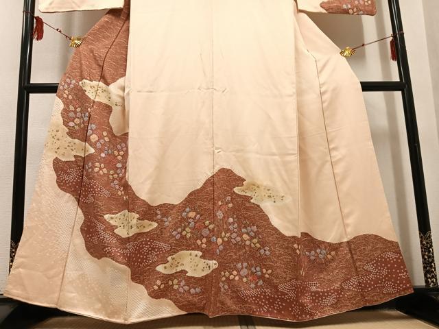 平和屋の平和屋着物●訪問着　絞り　草花文　金彩　正絹　逸品　AABF5379ph｜アングル3