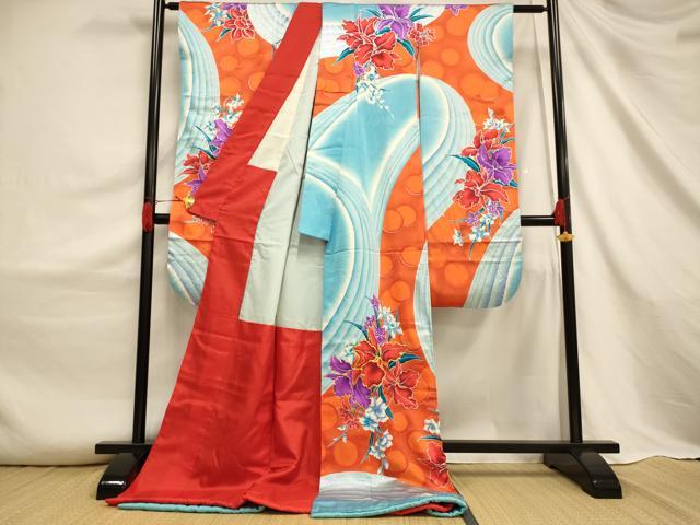 平和屋の平和屋本店●お引きずり・お引き摺り・引き振袖　和装　結婚式　舞妓　芸妓　芸者　衣装　駒刺繍　草花文　暈し染め　銀彩　AABJ2625fw｜アングル2