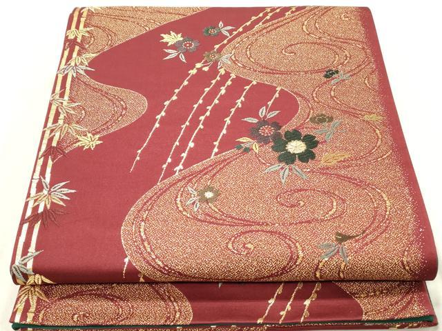 ■■■　サイズ　■■■ 長さ 428cm 幅 31cm程 ■■■　商品詳細　■■■ 【正絹】 詳細に関しましては、画像をご確認ください。 大変上質な逸品になります。 お安く出品致しますので、是非この機会にいかがでしょうか？ ■■■　注意事項　■■■ ■モニター発色の具合により色合いが異なる場合がございます。 ■寸法は多少の誤差が生じる場合がございますのでご了承ください。 ■縫込みの長さが左右非対称の場合は短い部分を記載しております。 左右非対称であってもご返品・お値引き等の保証は出来かねますので、ご了承の上ご購入をお願い致します。 ■シミ等のチェックには注意を払っておりますが、見落としがある場合もございますし、個人の見解も様々ですので神経質な方のご購入はお控えください。 ■箪笥に入っておりました着物や帯なので畳みシワや匂いがあるものもございます。 ■お休みは基本的に土日祝となりますが、その他臨時でお休みする場合がございますのでご了承ください。 ■商品の発送は平日のみの発送となります。 ■夜間と土曜、日曜日はお問い合わせの回答が遅れる場合がございます。 ■当店では、お直し、紋入れ、お手入れ等は承っておりません。 ■生地の状態（ヤケ、経年劣化等）によってはサイズ直しが出来ない場合がございます。 その点もどうかご了承のうえ、ご購入をお願いいたします。 ■弊社で取り扱う商品は一点ものにつき、時期や在庫状況に応じて金額が変更となる場合がございます。 ■検針は行っておりません。予めご了承いただきますようお願いいたします。 ■【洗える着物】と記載のある商品におきましては、商品お届け後に洗濯を行ってしまってからのご返品にはご対応しかねます。 念の為、専門店でのお手入れをお願いいたします。 ■着物のサイズ目安は下記を参考ください↓ ＜女性着物＞　お端折り次第で＋5cm　−1cmが着用可能サイズ 　例）身丈170cmの場合、身長160cm〜175cm ＜男性着物＞　身丈＋約25cm〜27cm程が適応身長 　例）身丈155cmの場合、身長180〜182cm
