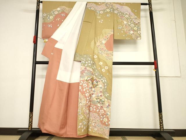 平和屋の平和屋着物●訪問着　駒刺繍　地紙吉祥花文　金彩　正絹　逸品　AABF3999ck｜アングル2