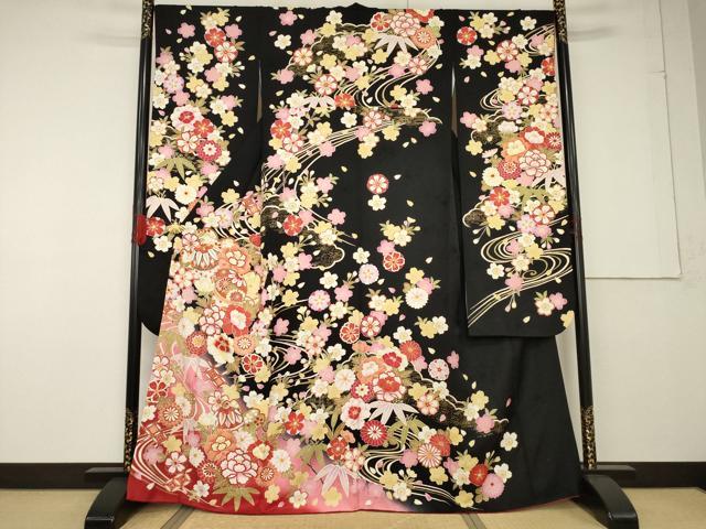 平和屋着物●豪華振袖　花毬文　黒地　金彩　正絹　逸品　AABF7006ck