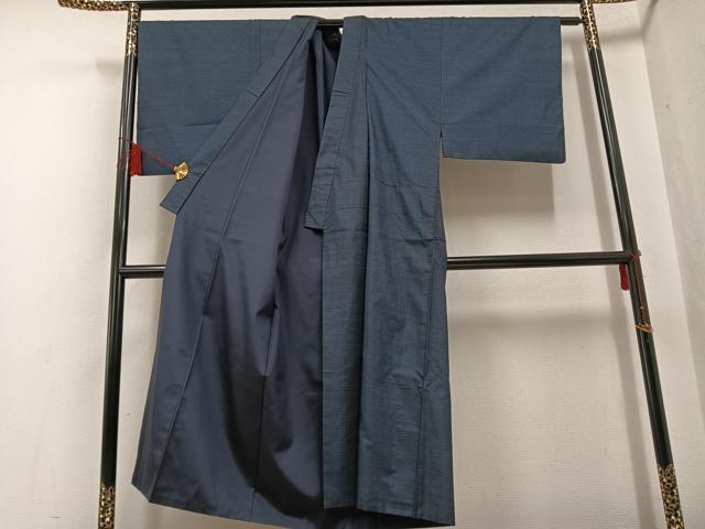 平和屋着物●男性　本場大島紬　亀甲絣　宮脇兼太郎商店　証紙付き　正絹　逸品　AABF6959ph
