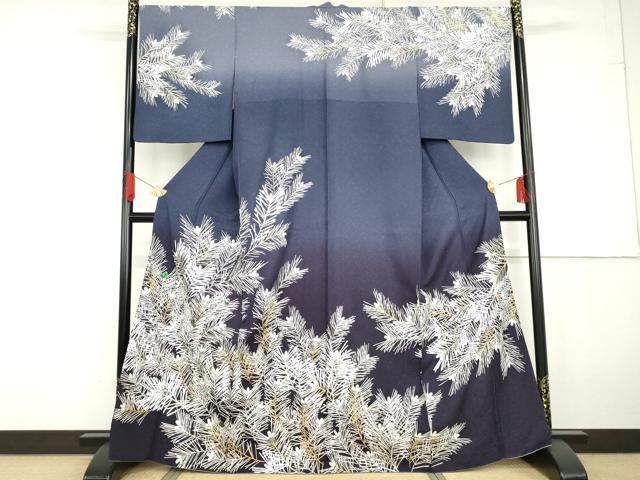 平和屋着物●螺鈿作家　藤本隆士　雲母塾　訪問着　松　暈し染め　金銀彩　銀通し地　正絹　逸品　AABG2701cs