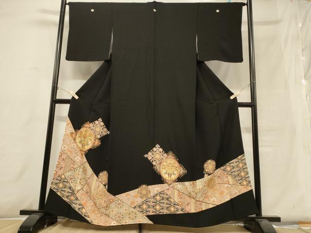 平和屋着物■豪華黒留袖　駒刺繍　動物正倉院花文　金彩　正絹　逸品　CABB8252in