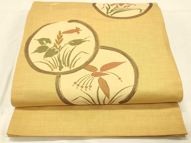 ■■■　サイズ　■■■ 長さ 428cm 幅 30.5cm程 ■■■　商品詳細　■■■ 【正絹】 状態は締めてはおりますが 特に目立ったシミ汚れなどもなく大変良い状態です。 シックでしなやかな帯地は名門・木屋太ならではの質感でございます。 お洒落帯としての最高峰を装う気質をたっぷりと感じていただける 逸品でございます。 大変上質な逸品になります。 お安く出品致しますので、是非この機会にいかがでしょうか？ ■■■　注意事項　■■■ ■モニター発色の具合により色合いが異なる場合がございます。 ■寸法は多少の誤差が生じる場合がございますのでご了承ください。 ■縫込みの長さが左右非対称の場合は短い部分を記載しております。 左右非対称であってもご返品・お値引き等の保証は出来かねますので、ご了承の上ご購入をお願い致します。 ■シミ等のチェックには注意を払っておりますが、見落としがある場合もございますし、個人の見解も様々ですので神経質な方のご購入はお控えください。 ■箪笥に入っておりました着物や帯なので畳みシワや匂いがあるものもございます。 ■お休みは基本的に土日祝となりますが、その他臨時でお休みする場合がございますのでご了承ください。 ■商品の発送は平日のみの発送となります。 ■夜間と土曜、日曜日はお問い合わせの回答が遅れる場合がございます。 ■当店では、お直し、紋入れ、お手入れ等は承っておりません。 ■生地の状態（ヤケ、経年劣化等）によってはサイズ直しが出来ない場合がございます。 その点もどうかご了承のうえ、ご購入をお願いいたします。 ■弊社で取り扱う商品は一点ものにつき、時期や在庫状況に応じて金額が変更となる場合がございます。 ■検針は行っておりません。予めご了承いただきますようお願いいたします。 ■【洗える着物】と記載のある商品におきましては、商品お届け後に洗濯を行ってしまってからのご返品にはご対応しかねます。 念の為、専門店でのお手入れをお願いいたします。 ■着物のサイズ目安は下記を参考ください↓ ＜女性着物＞　お端折り次第で＋5cm　−1cmが着用可能サイズ 　例）身丈170cmの場合、身長160cm〜175cm ＜男性着物＞　身丈＋約25cm〜27cm程が適応身長 　例）身丈155cmの場合、身長180〜182cm