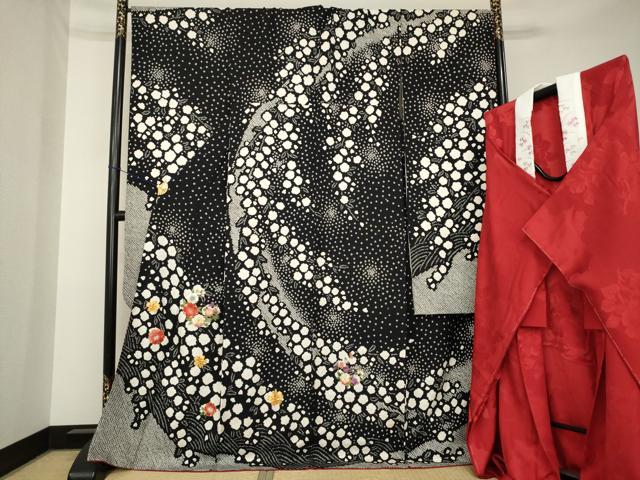 平和屋着物●豪華振袖・長襦袢(無双仕立て)セット　総絞り　駒刺繍　花丸文　黒地　ロング丈　正絹　逸品　AABL0042ck