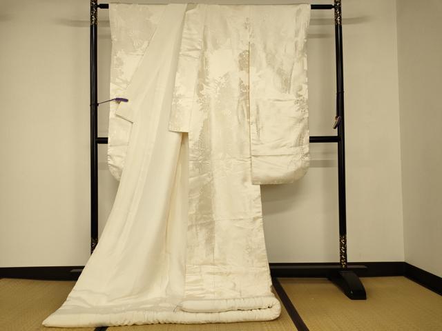 平和屋の平和屋本店●白打掛　白無垢　和装　婚礼　結婚式　花嫁　神社挙式　唐織　御所車草花文　逸品　AABJ2685fw｜アングル2