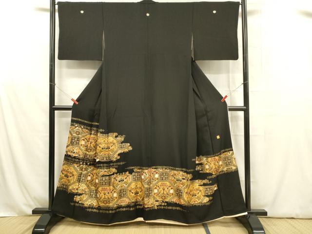 Rakuten - 平和屋着物■豪華黒留袖　作家物　駒刺繍　向かい鳥花文　金彩　正絹　逸品　DABB3897cm