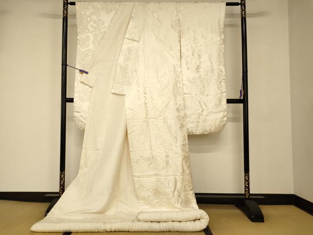 平和屋の平和屋本店●白打掛　白無垢　和装　婚礼　結婚式　花嫁　神社挙式　唐織　鳳凰正倉院花蝶文　逸品　AABJ2706fw｜アングル2