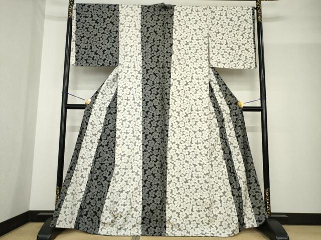 樂天商城 - 平和屋着物●上質な紬　桜尽くし間道　正絹　逸品　AABF9027ck