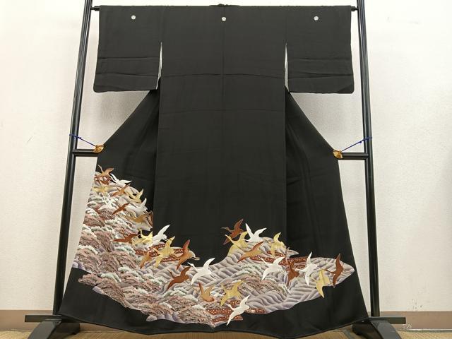 Kurotome - 平和屋着物■豪華黒留袖　駒刺繍　飛鶴浜松文　金彩　正絹　逸品　BAAR6076kg