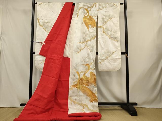 平和屋の平和屋本店●色打掛　和装　婚礼　結婚式　花嫁　神社挙式　総刺繍　群れ鶴松文　金銀糸　逸品　AABJ8246ou｜アングル2
