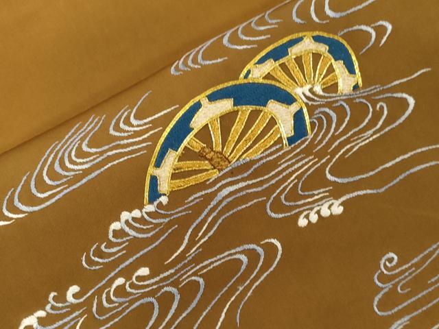平和屋の平和屋着物●塩瀬　九寸名古屋帯　駒刺繍　流水片輪車文　正絹　逸品　CABG9404dy｜アングル3