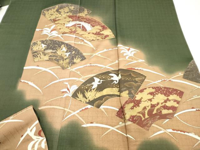 ■■■　サイズ　■■■ 長さ　　着尺分あり 幅　　　約37cm ■■■　商品詳細　■■■ 【正絹・未使用】 状態は接写画像のように表地所々・裏面所々に薄い汚れがございます。 大変上質な逸品になります。 お安く出品致しますので、是非この機会にいかがでしょうか？ ■■■　注意事項　■■■ ■モニター発色の具合により色合いが異なる場合がございます。 ■寸法は多少の誤差が生じる場合がございますのでご了承ください。 ■縫込みの長さが左右非対称の場合は短い部分を記載しております。 左右非対称であってもご返品・お値引き等の保証は出来かねますので、ご了承の上ご購入をお願い致します。 ■シミ等のチェックには注意を払っておりますが、見落としがある場合もございますし、個人の見解も様々ですので神経質な方のご購入はお控えください。 ■箪笥に入っておりました着物や帯なので畳みシワや匂いがあるものもございます。 ■お休みは基本的に土日祝となりますが、その他臨時でお休みする場合がございますのでご了承ください。 ■商品の発送は平日のみの発送となります。 ■夜間と土曜、日曜日はお問い合わせの回答が遅れる場合がございます。 ■当店では、お直し、紋入れ、お手入れ等は承っておりません。 ■生地の状態（ヤケ、経年劣化等）によってはサイズ直しが出来ない場合がございます。 その点もどうかご了承のうえ、ご購入をお願いいたします。 ■弊社で取り扱う商品は一点ものにつき、時期や在庫状況に応じて金額が変更となる場合がございます。 ■検針は行っておりません。予めご了承いただきますようお願いいたします。 ■【洗える着物】と記載のある商品におきましては、商品お届け後に洗濯を行ってしまってからのご返品にはご対応しかねます。 念の為、専門店でのお手入れをお願いいたします。 ■着物のサイズ目安は下記を参考ください↓ ＜女性着物＞　お端折り次第で＋5cm　−1cmが着用可能サイズ 　例）身丈170cmの場合、身長160cm〜175cm ＜男性着物＞　身丈＋約25cm〜27cm程が適応身長 　例）身丈155cmの場合、身長180〜182cm