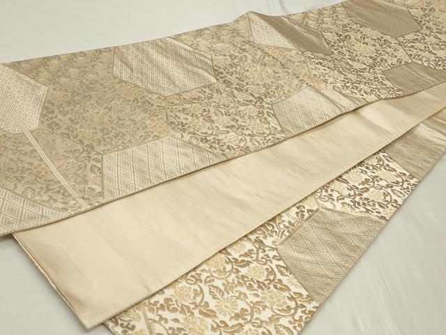 平和屋着物◎六通柄袋帯　亀甲花唐草文　金糸　正絹　逸品　CAAY8956in heiwaya-10967848 平和屋 サンプル画像3