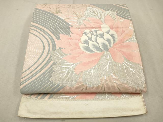 ■■■　サイズ　■■■ 長さ 450cm 幅 30.5cm程 ■■■　商品詳細　■■■ 【正絹・芯なし・未仕立て】 詳細に関しましては、画像をご確認ください。 大変上質な逸品になります。 お安く出品致しますので、是非この機会にいかがでしょうか？ ■■■　注意事項　■■■ ■モニター発色の具合により色合いが異なる場合がございます。 ■寸法は多少の誤差が生じる場合がございますのでご了承ください。 ■縫込みの長さが左右非対称の場合は短い部分を記載しております。 左右非対称であってもご返品・お値引き等の保証は出来かねますので、ご了承の上ご購入をお願い致します。 ■シミ等のチェックには注意を払っておりますが、見落としがある場合もございますし、個人の見解も様々ですので神経質な方のご購入はお控えください。 ■箪笥に入っておりました着物や帯なので畳みシワや匂いがあるものもございます。 ■お休みは基本的に土日祝となりますが、その他臨時でお休みする場合がございますのでご了承ください。 ■商品の発送は平日のみの発送となります。 ■夜間と土曜、日曜日はお問い合わせの回答が遅れる場合がございます。 ■当店では、お直し、紋入れ、お手入れ等は承っておりません。 ■生地の状態（ヤケ、経年劣化等）によってはサイズ直しが出来ない場合がございます。 その点もどうかご了承のうえ、ご購入をお願いいたします。 ■弊社で取り扱う商品は一点ものにつき、時期や在庫状況に応じて金額が変更となる場合がございます。 ■検針は行っておりません。予めご了承いただきますようお願いいたします。 ■【洗える着物】と記載のある商品におきましては、商品お届け後に洗濯を行ってしまってからのご返品にはご対応しかねます。 念の為、専門店でのお手入れをお願いいたします。 ■着物のサイズ目安は下記を参考ください↓ ＜女性着物＞　お端折り次第で＋5cm　−1cmが着用可能サイズ 　例）身丈170cmの場合、身長160cm〜175cm ＜男性着物＞　身丈＋約25cm〜27cm程が適応身長 　例）身丈155cmの場合、身長180〜182cm