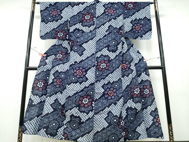 平和屋着物∴夏物　浴衣　有松鳴海絞り　斜線麻の葉舞花文　綿　逸品　CABD2558ng