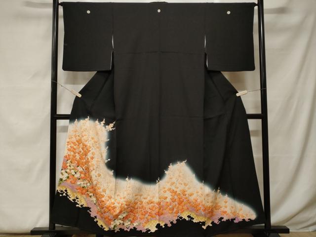 Rakuten - 平和屋着物■豪華黒留袖 駒刺繍 籬枝梅文 暈し染め 金彩 正絹 逸品 CABF9511ev