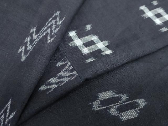 木綿 綿琉球 琉球絣 琉球かすり 黒 手織り 木綿 綿琉球 琉球絣 琉球かすり 黒 手織り V118473884 ヴィン